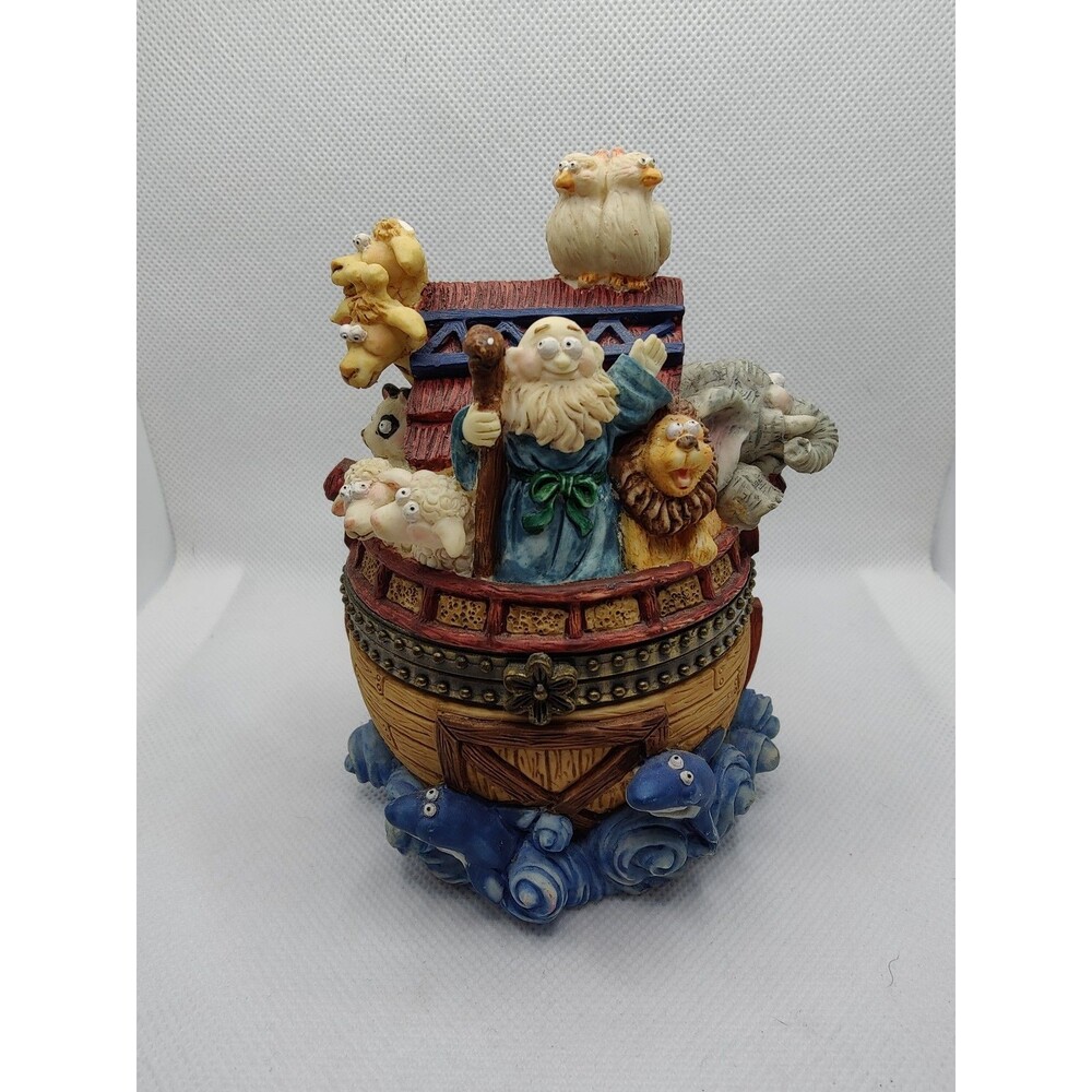 Vintage Noahs Ark Trinket Box